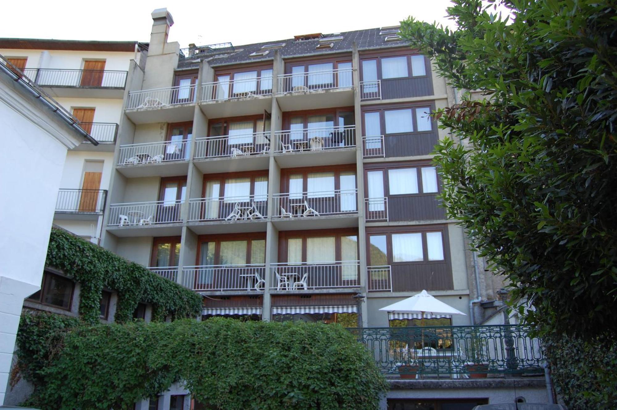 Hotel De Paris Bagnères-de-Luchon Szoba fotó